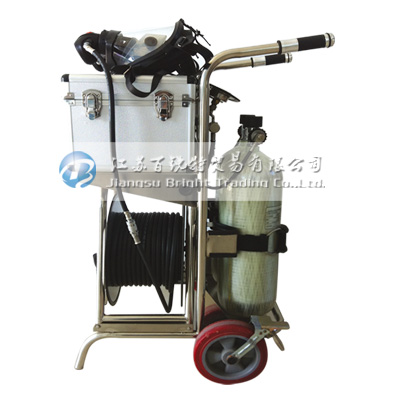 移動長管呼吸器 移動長管呼吸器